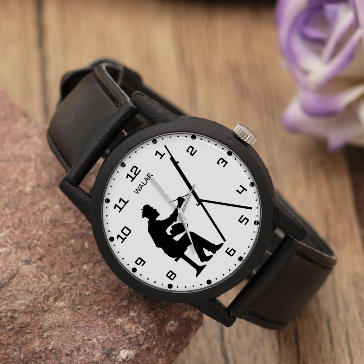 ساعت مچی عقربه ای مردانه والار طرح نقاش کد LF2350