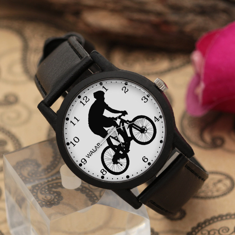 ساعت مچی عقربه ای مردانه والار طرح دوچرخه سواری کد LF2510