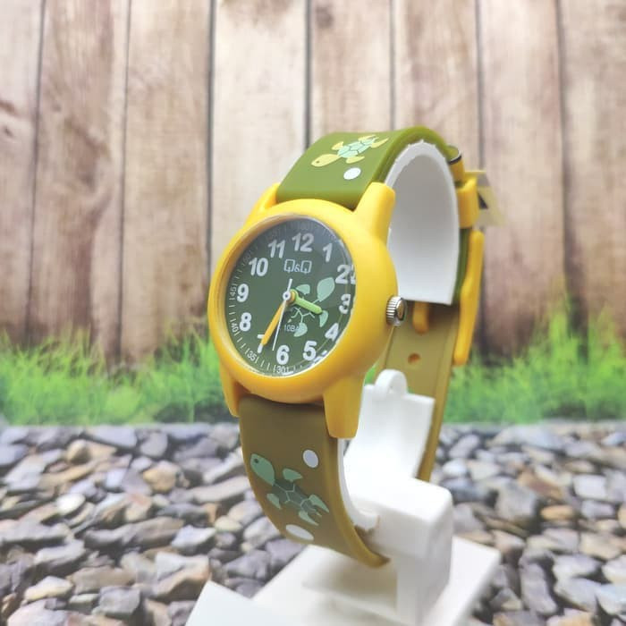 ساعت مچی عقربه ای بچگانه کیو اند کیو مدل VR99J008Y