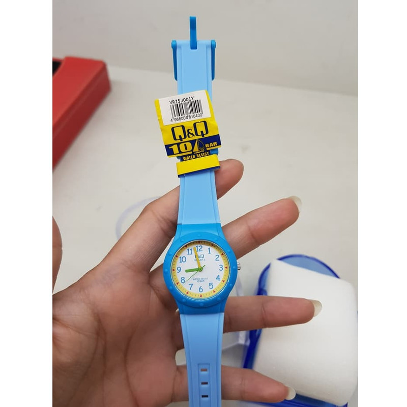 ساعت مچی عقربه ای بچگانه کیو اند کیو مدل VR75J001Y