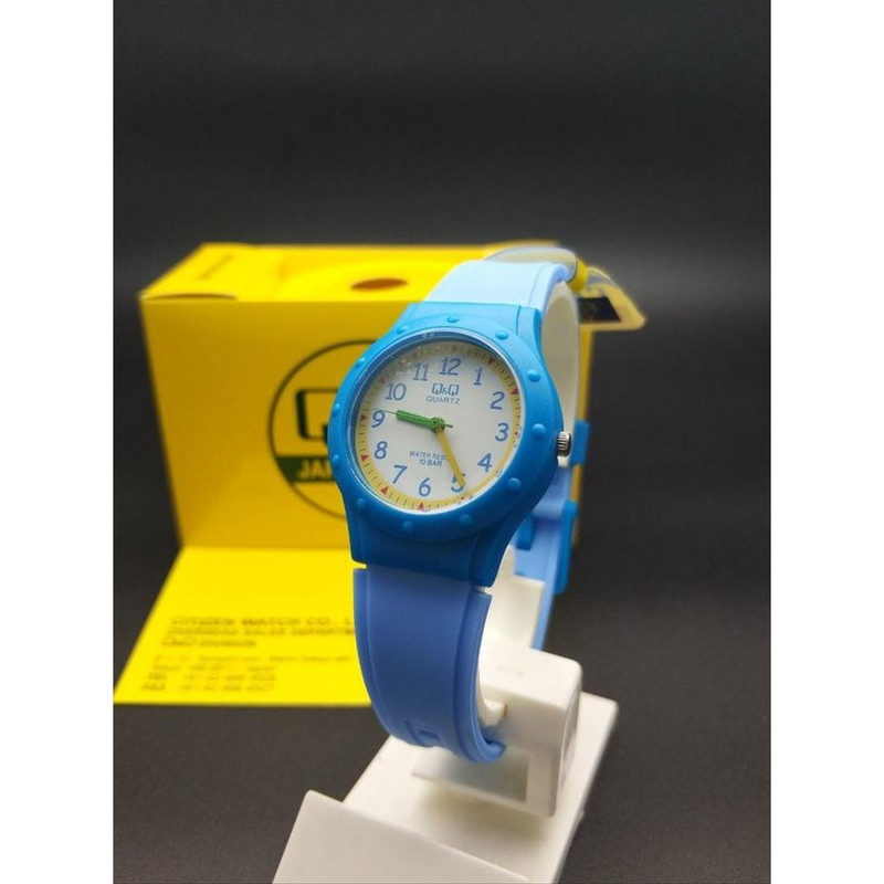 ساعت مچی عقربه ای بچگانه کیو اند کیو مدل VR75J001Y