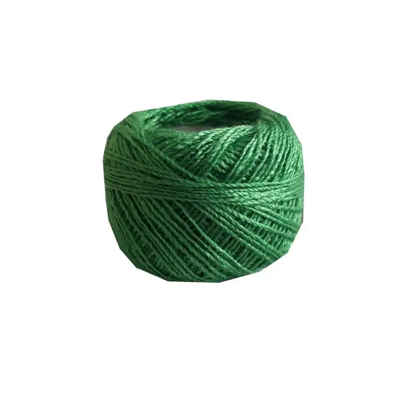 نخ گلدوزی مدل 005 بسته 16 عددی