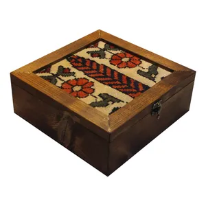جعبه هدیه چوبی طرح فرش دستبافت درخت کاج