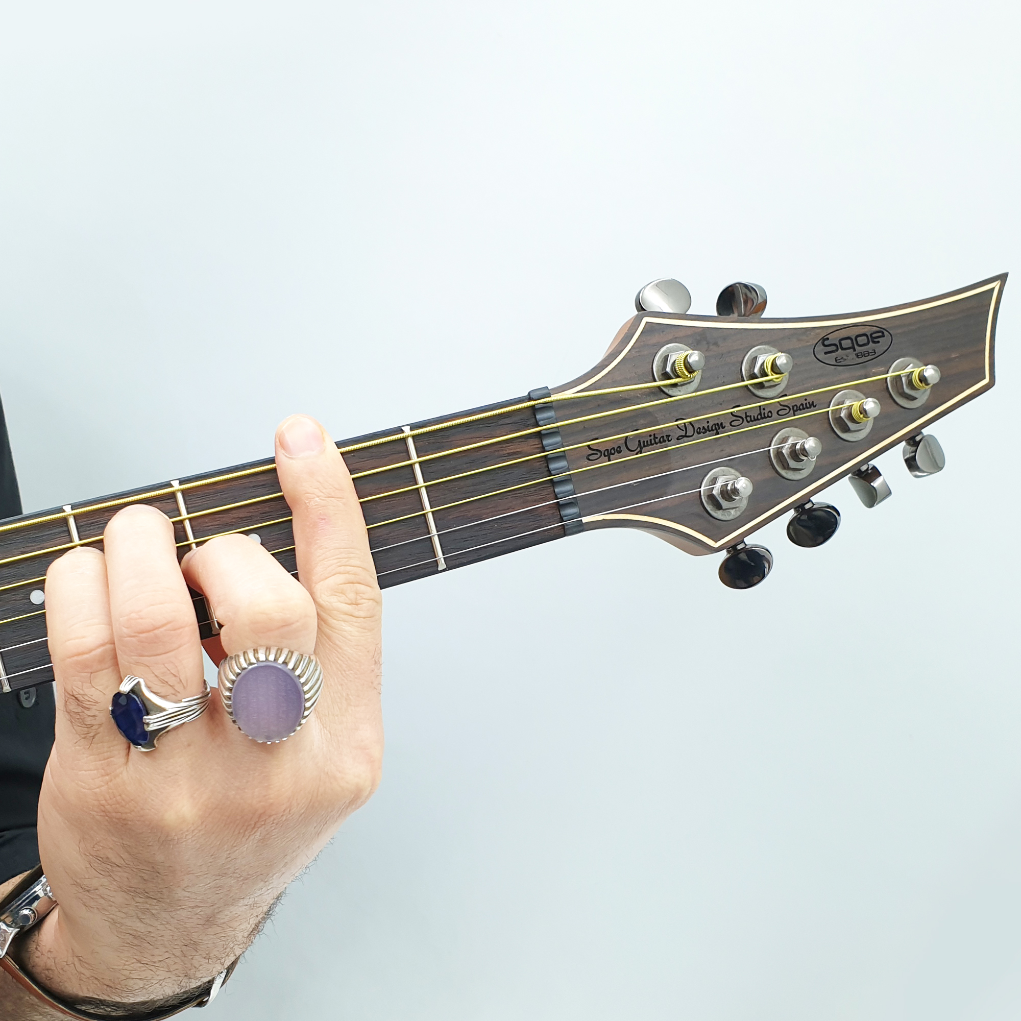 گیتار اتیک اسکیو مدل EST-J883