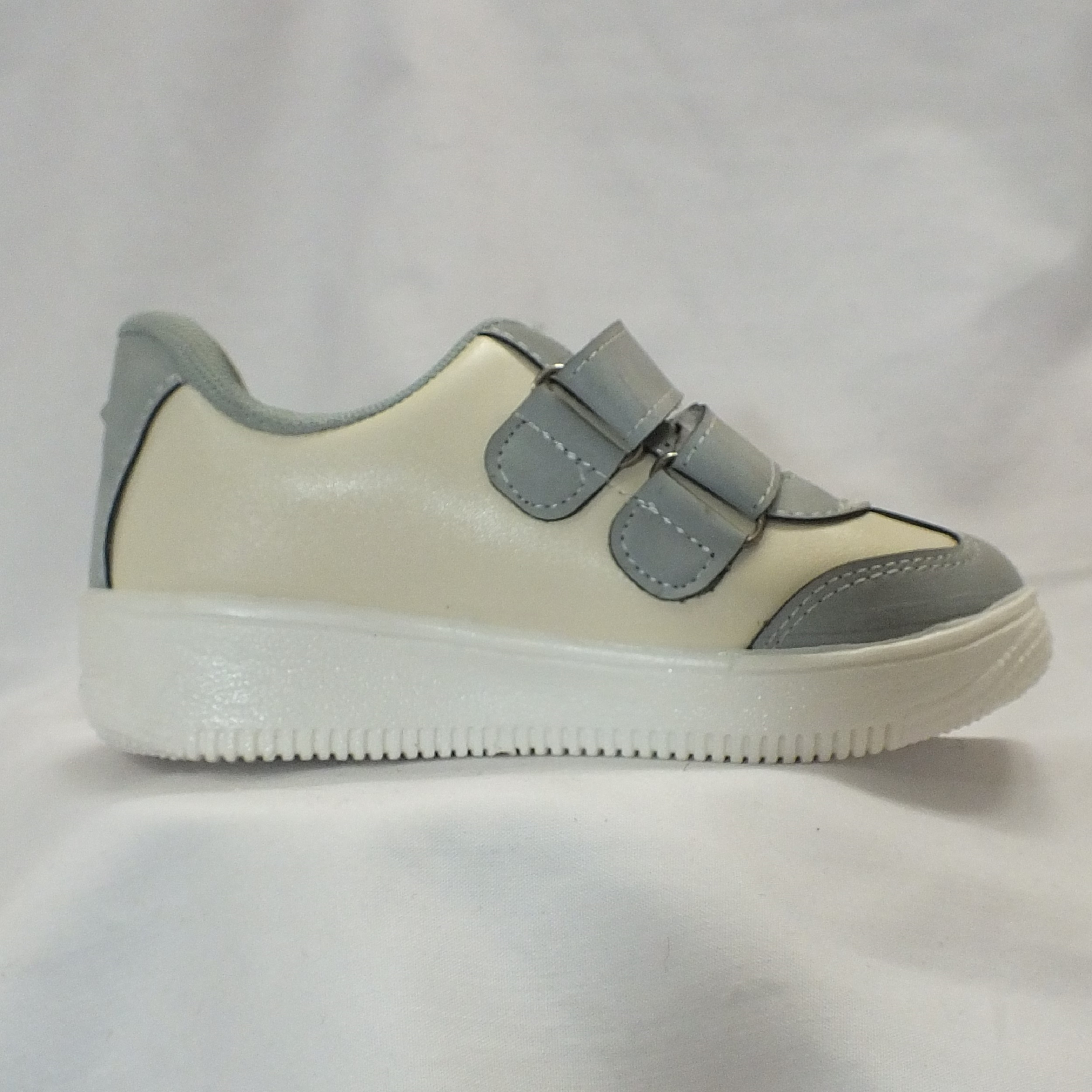 کفش راحتی بچگانه  کد 28520