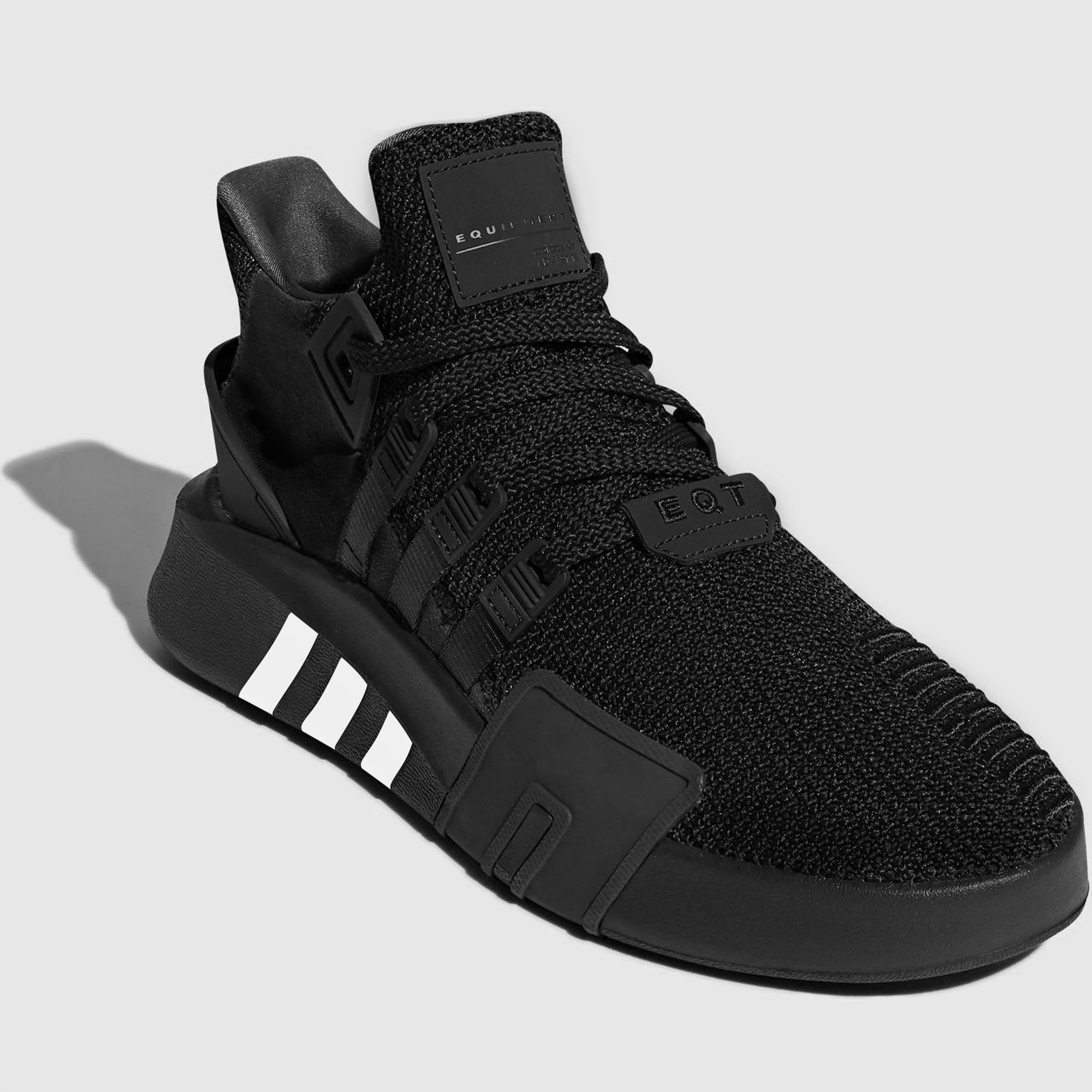 کفش مخصوص پیاده روی مردانه مدل EQT BASK ADV