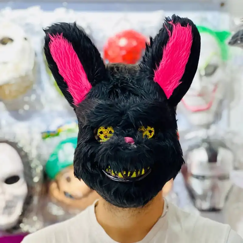 ماسک ایفای نقش مدل خرگوش پشمی