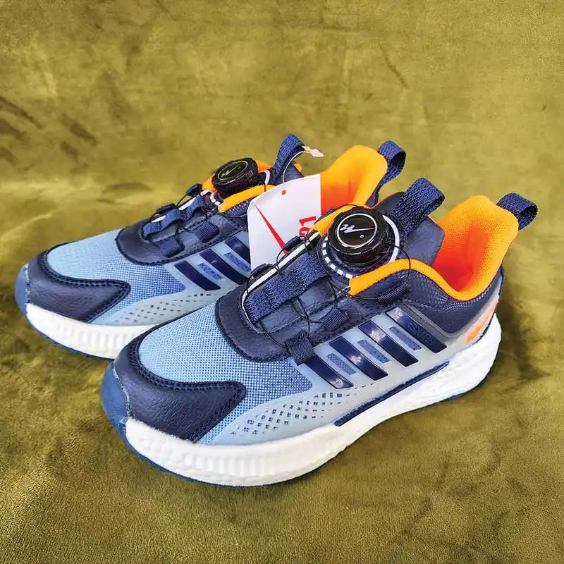 کفش مخصوص پیاده روی بچگانه مدل 138001