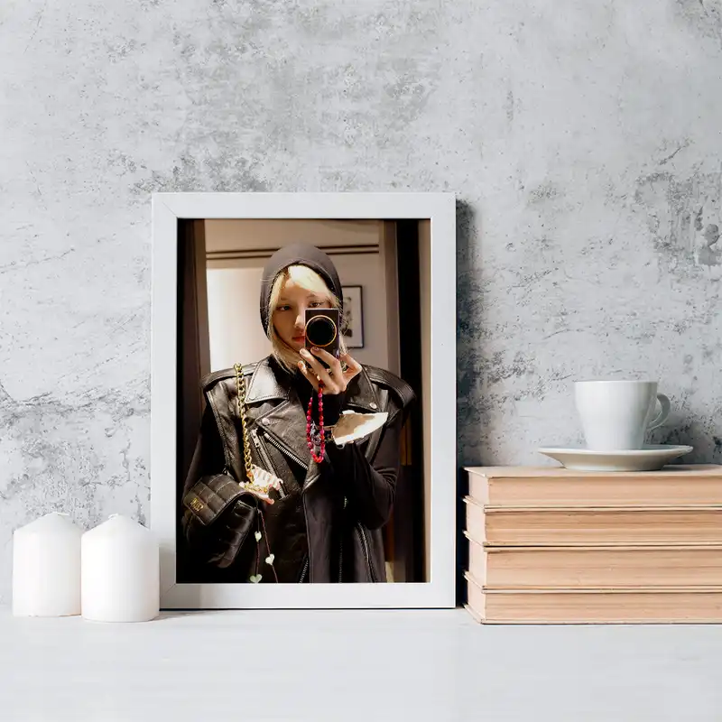 تابلو خندالو مدل لیسا گروه بلک پینک کد 16730