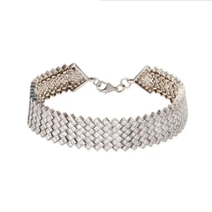 دستبند نقره زنانه بازرگانی میلادی مدل فانتزی کد DP_493