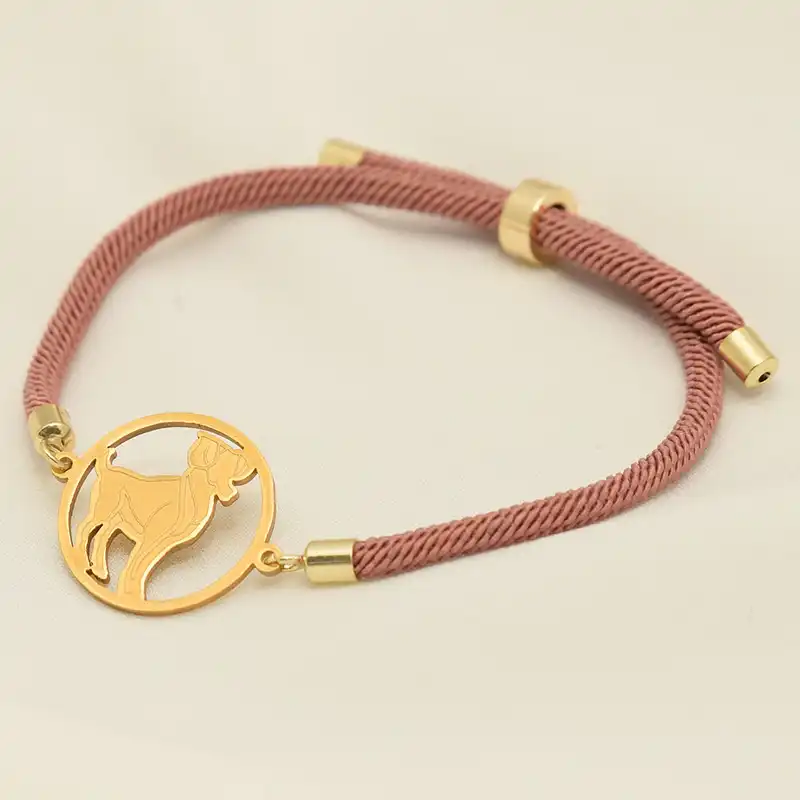 دستبند زنانه دلنار گالری مدل کنفی آسانسوری نماد ماه تولد فروردین