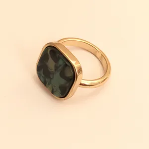 انگشتر زنانه آی ام مدل AI419