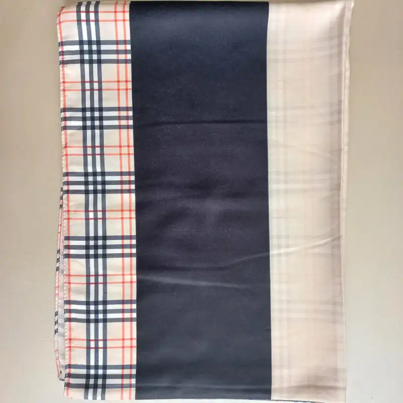 شال زنانه  مدل موهر پاییزی حاشیه چهارخانه