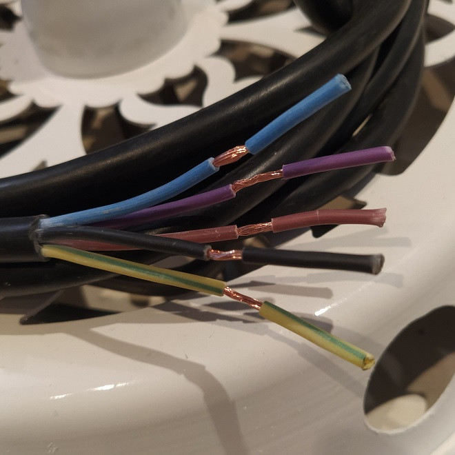 آبگرمکن برقی مدل استخری E409