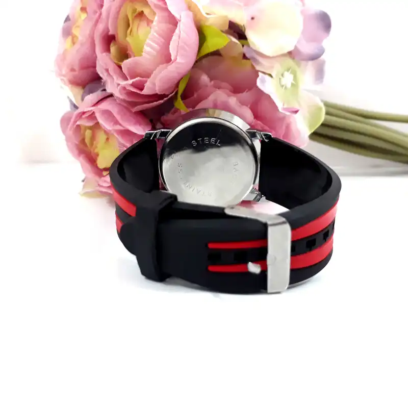 ساعت مچی عقربه ای کد 1200