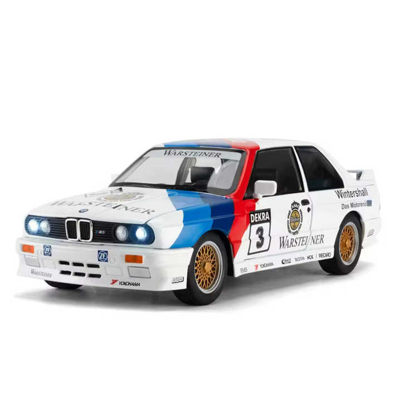 ماکت ماشین مدل BMW M3 E30 1/24