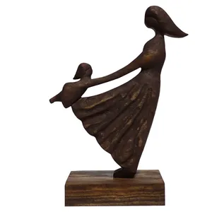  مجسمه چوبی طرح مادر و کودک کد 4005