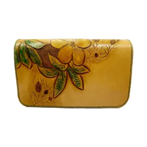 کیف دوشی دست دوز زنانه مدل تمام چرم کد 05