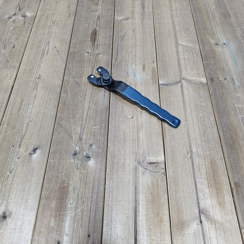 آچار فرز فک متحرک باس مدل LIFE_STYLE