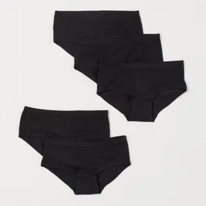 شورت دخترانه اچ اند ام مدل 0669999001 مجموعه 5 عددی 