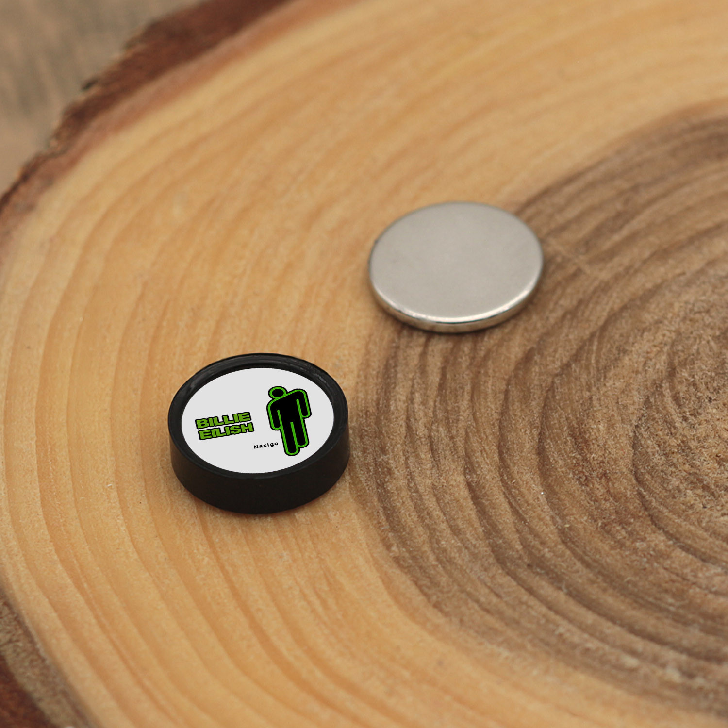 پیرسینگ گوش ناکسیگو مدل شب تاب طرح بیلی آیلیش کد PM6358 پیرسینگ گوش ناکسیگو مدل شب تاب طرح بیلی آیلیش کد PM6358