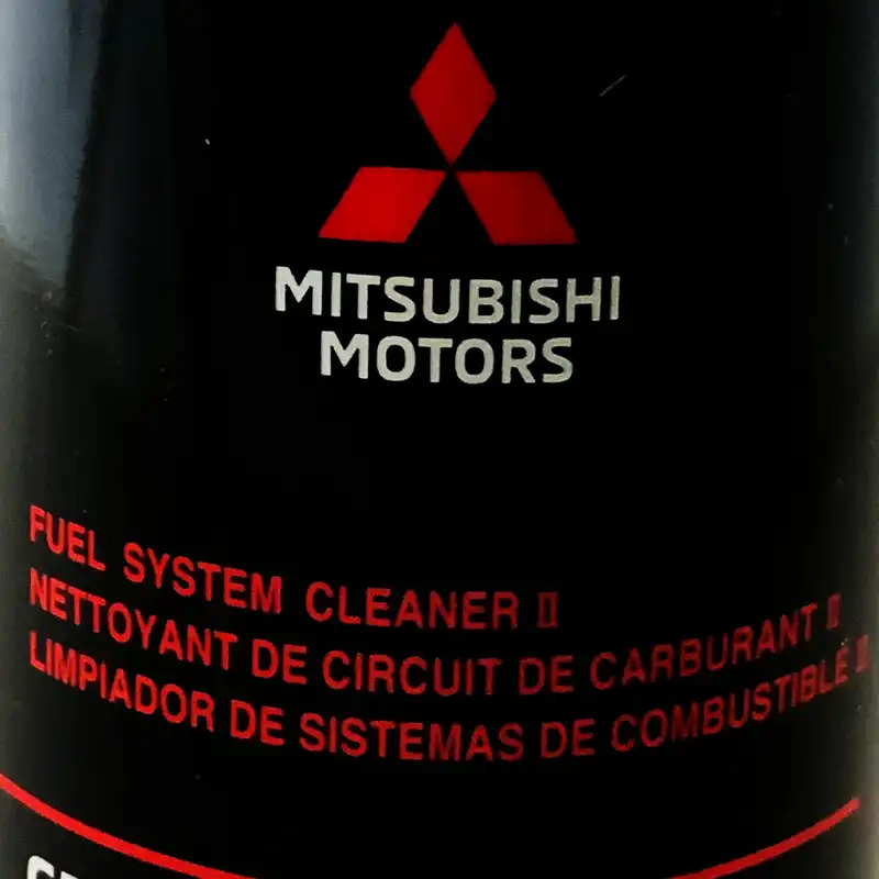 مکمل تمیز کننده سیستم سوخت خودرو میتسوبیشی موتورز مدل MZ100 حجم 200 میلی لیتر