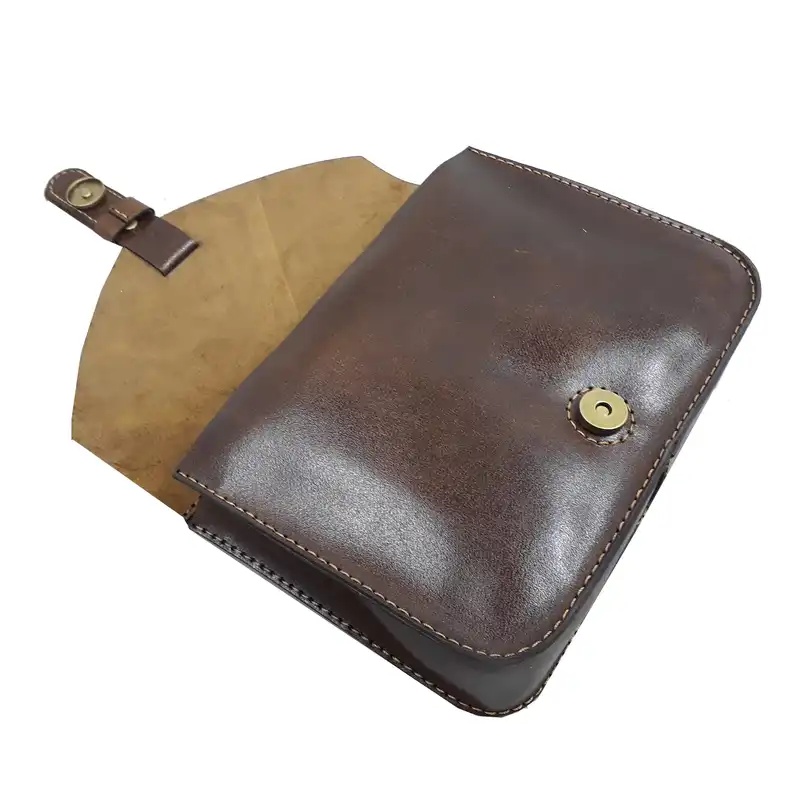 کیف رودوشی چرم بارثاوا مدل 1206