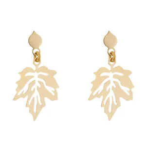 گوشواره طلا 18 عیار زنانه میو گلد مدل EG205