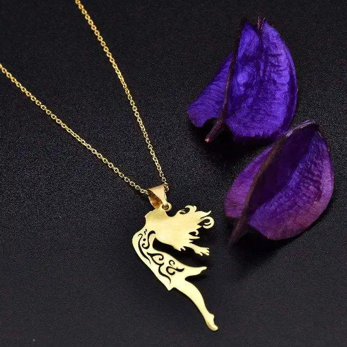 گردنبند طلا 18 عیار زنانه طرح دختر کد UN004