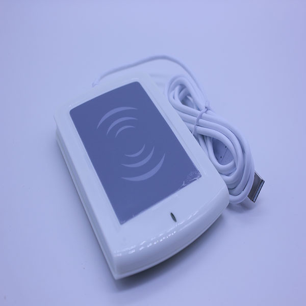 دستگاه کارتخوان RFID مدل ER302