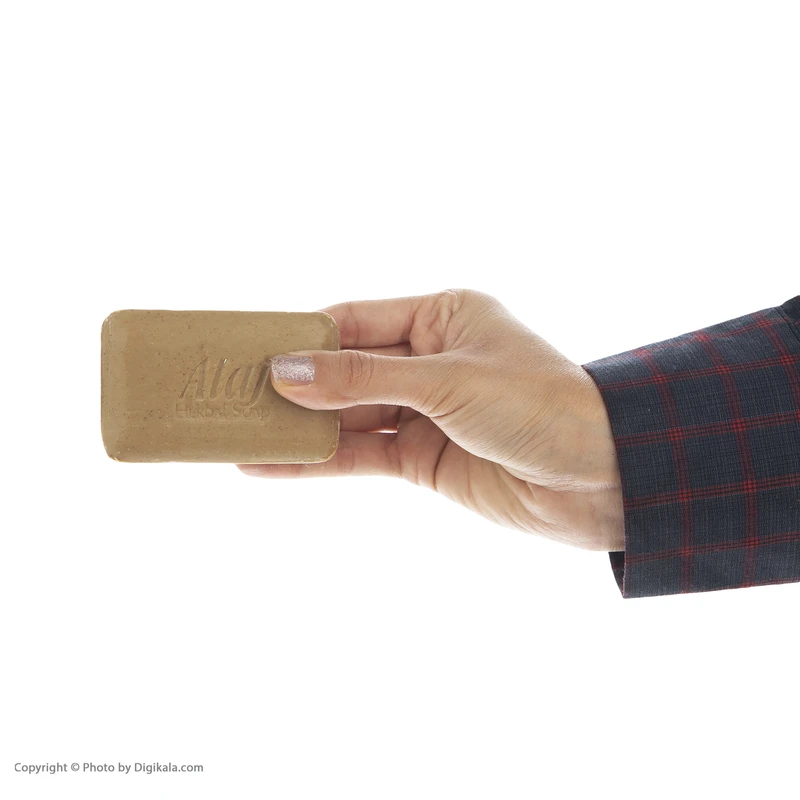 عکس شماره 7 : صابون روشن کننده علاج مدل زردچوبه وزن ۱۰۰ گرم