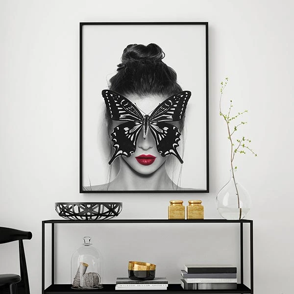 تابلو سالی وود طرح دختر پروانه‌ای کد T300001