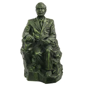 مجسمه تندیس و پیکره شهریار مدل تندیس استاد شهریار کد M190-3