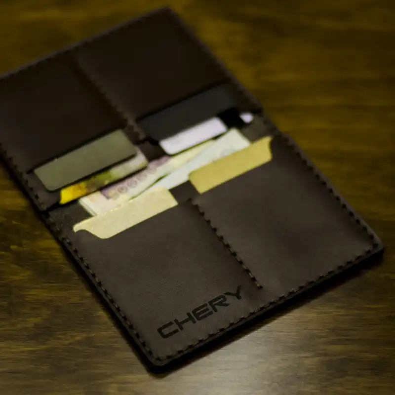 کیف مدارک چرمینه اسپرت طرح چری کد 53024