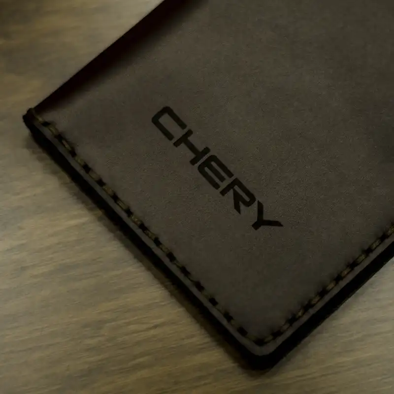 کیف مدارک چرمینه اسپرت طرح چری کد 53024