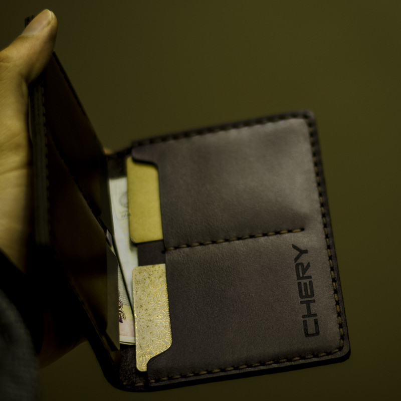 کیف مدارک چرمینه اسپرت طرح چری کد 53024