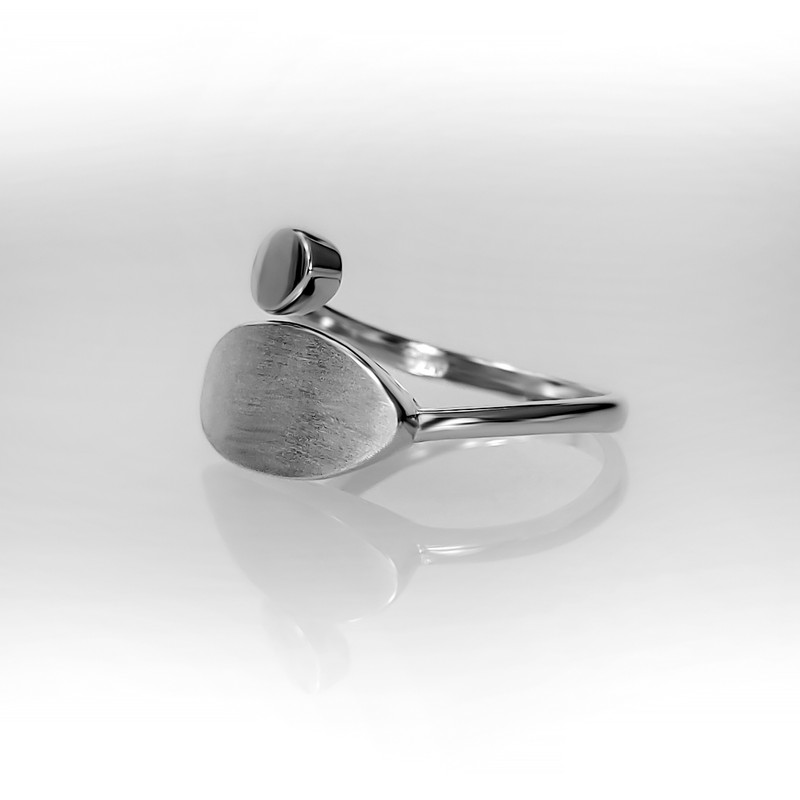 انگشتر نقره زنانه اقلیمه کد AN110 انگشتر نقره زنانه اقلیمه کد AN110