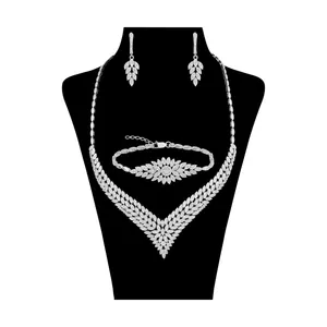 نیم ست نقره زنانه سینانر کد SN-R0013