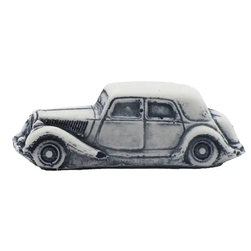 مجسمه طرح ماشین کلاسیک قدیمی