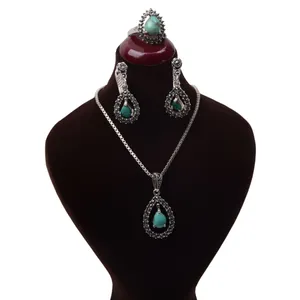 نیم ست نقره زنانه کد NSZ115