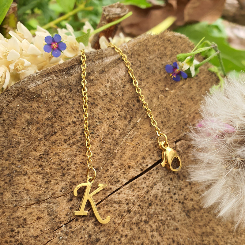 آویز ساعت زنانه طرح K کد AS1103 آویز ساعت زنانه طرح K کد AS1103