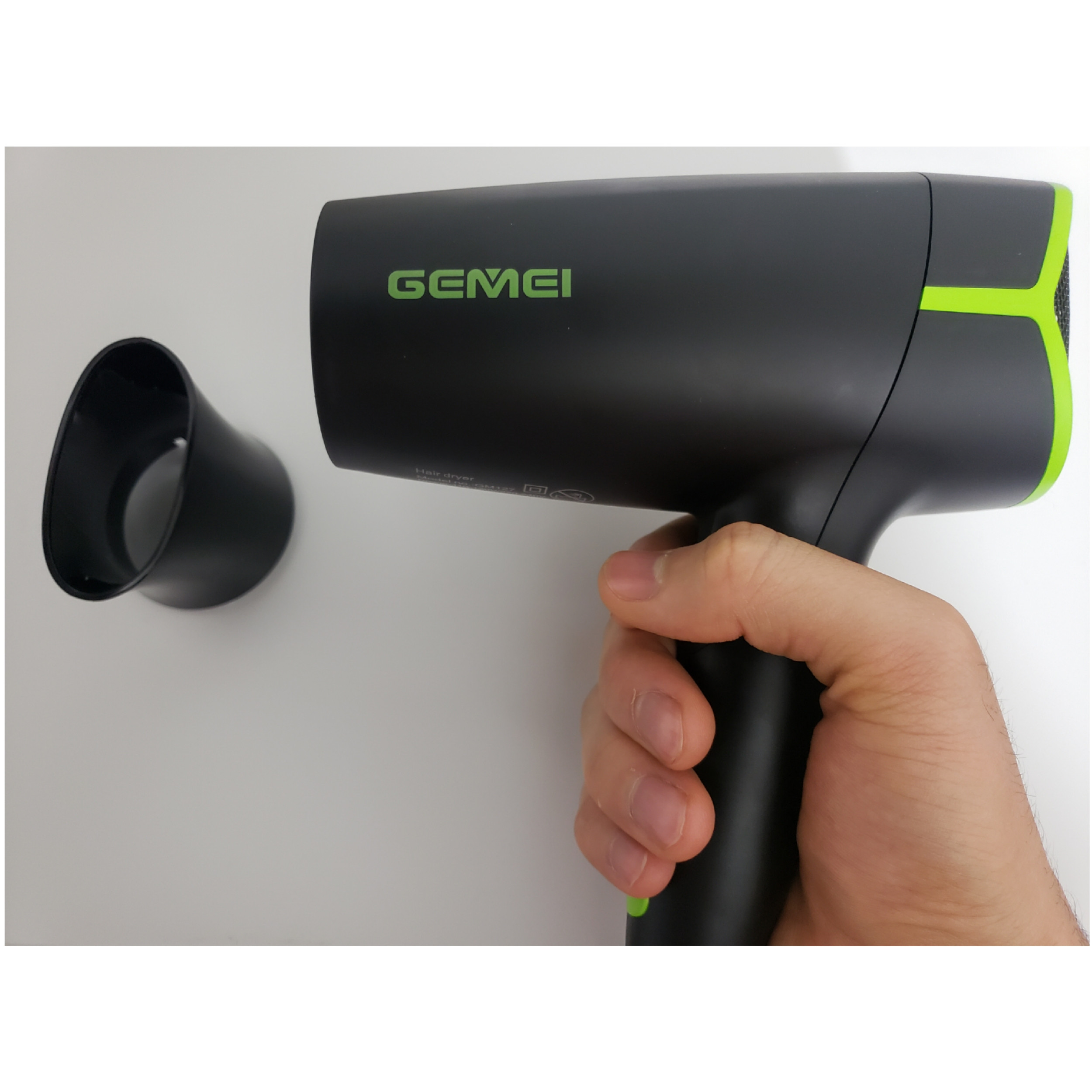 سشوار مسافرتی جیمی مدل GM127 سشوار مسافرتی جیمی مدل GM127