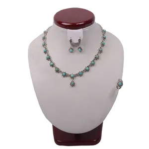 نیم ست نقره زنانه کد NSZ117