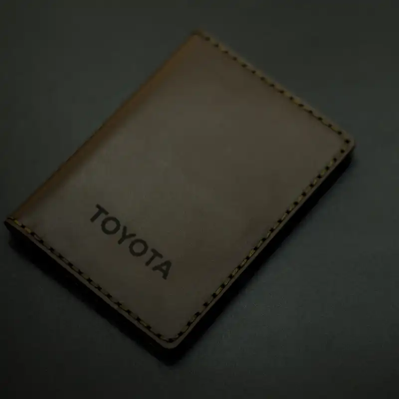 کیف مدارک خودرو چرمینه اسپرت طرح تویوتا کد 55024