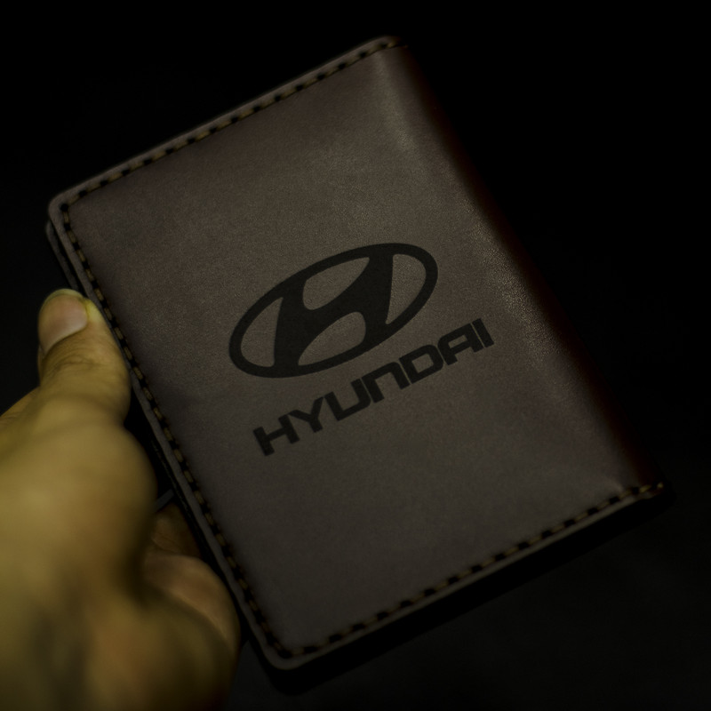 کیف مدارک چرمینه اسپرت طرح هیوندا کد 48024