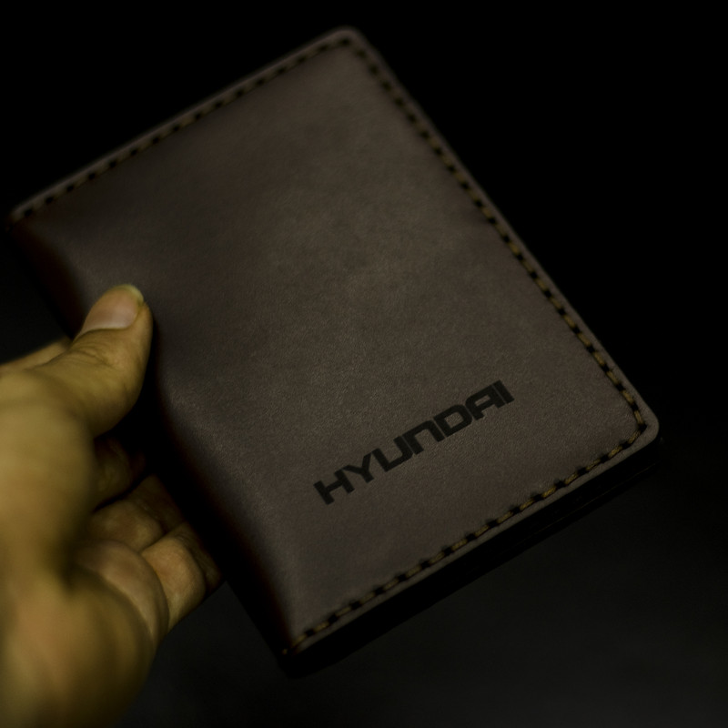 کیف مدارک چرمینه اسپرت طرح هیوندا کد 48024
