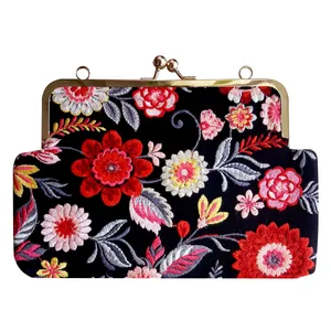 کیف سوزن دوزی مدل ماه سیما