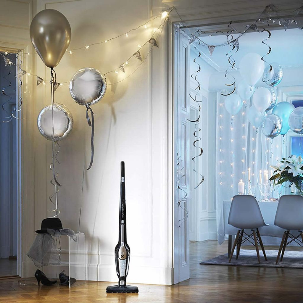 جارو شارژی الکترولوکس مدل ZB3015SW جارو شارژی الکترولوکس مدل ZB3015SW