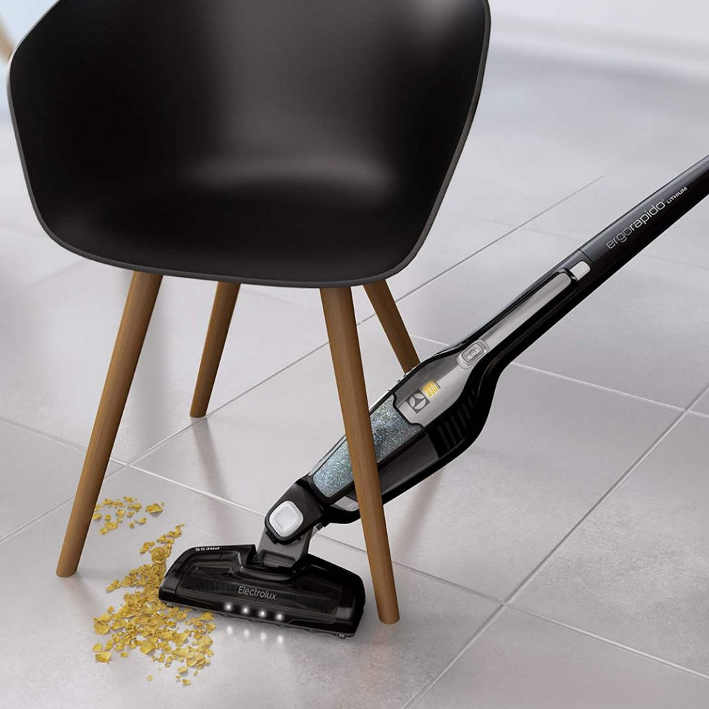 جارو شارژی الکترولوکس مدل ZB3015SW جارو شارژی الکترولوکس مدل ZB3015SW