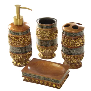ست سرویس بهداشتی  4 پارچه کریتیو بس مدل 4PR-K301
